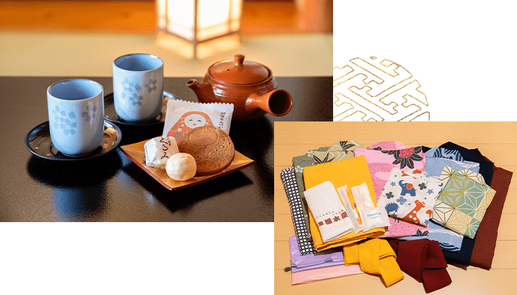 チェックイン時には天竜特選緑茶と金沢の和菓子でお迎え