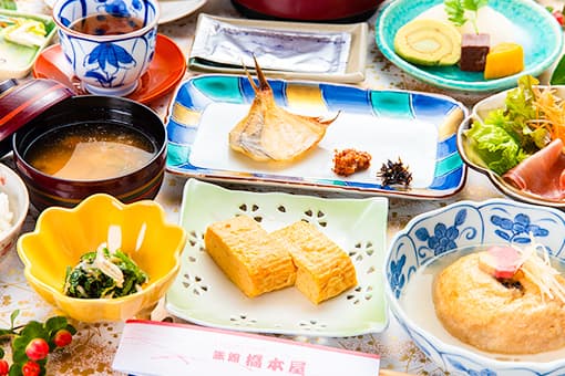 朝食